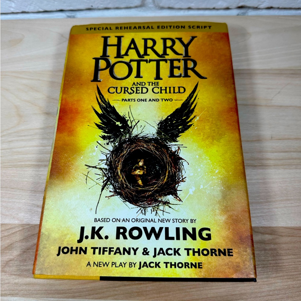 Harry Potter and the Cursed Child Hardcover Parts 1&2 *Special Rehearsal Editi..
